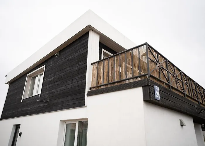 Family Garden Apartments With Free Private Parking & Playground