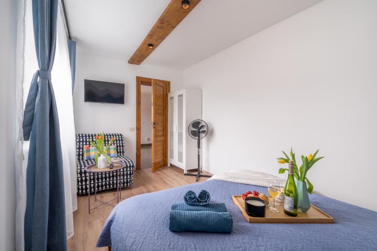 Appartement Family Garden With Free Private Parking & Playground *