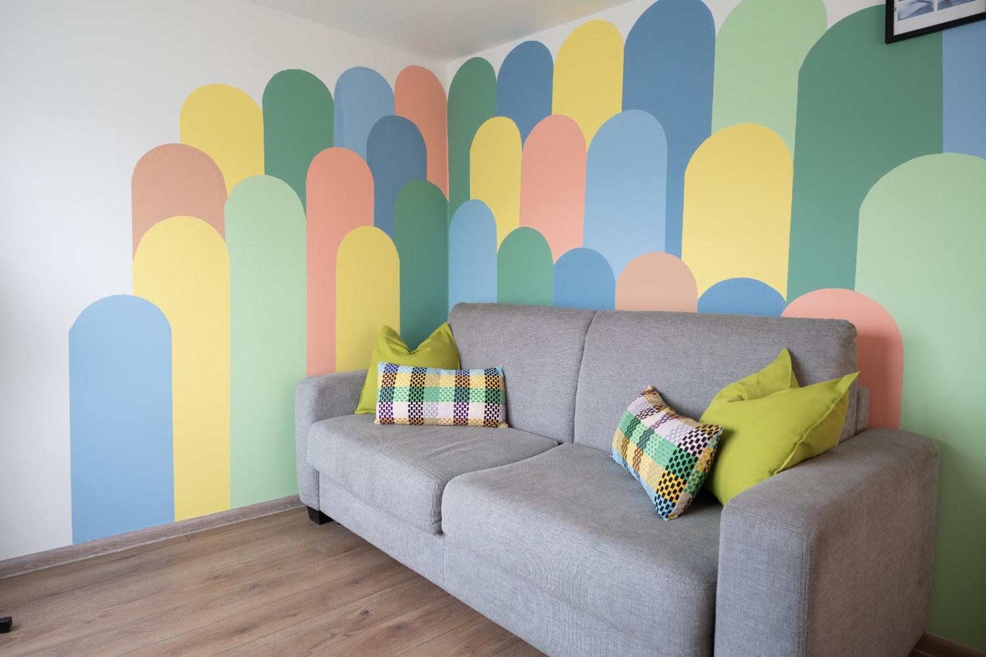 Family Garden With Free Private Parking & Playground Appartement Riga